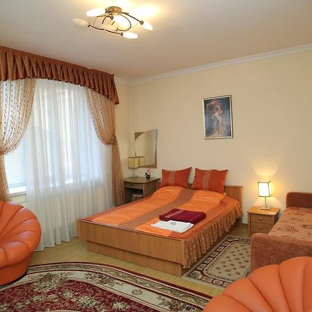 Majami Hotel Kisinyov Kültér fotó