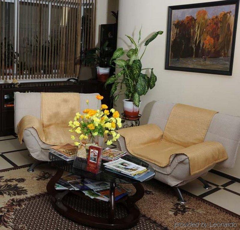 Majami Hotel Kisinyov Kültér fotó