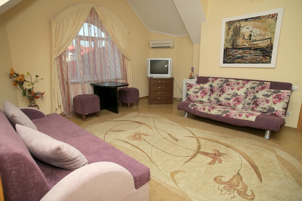Majami Hotel Kisinyov Kültér fotó
